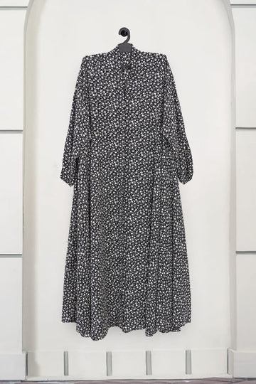 Apricot – Floral Front Open Abaya ( DZN 5517 )